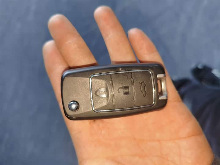 Dongfeng Forthing Lingzhi M5 2023 2023款 M5L 1.6L 基本型 7座