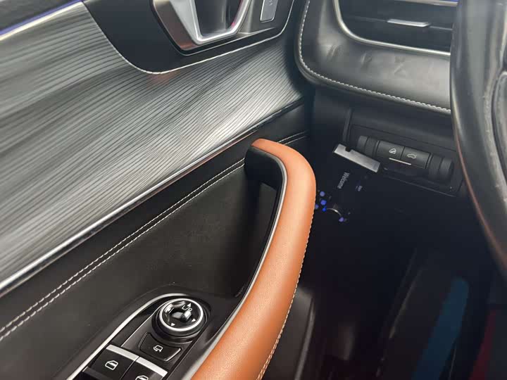 Chery Tiggo 8 Plus 2022 2022款 290TGDI DCT豪享版+