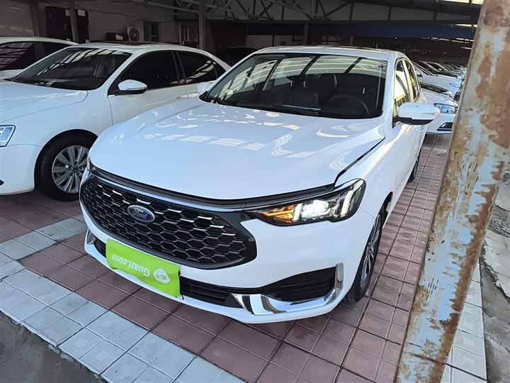 Ford Escort 2021 2021款 1.5L 自动钻石版