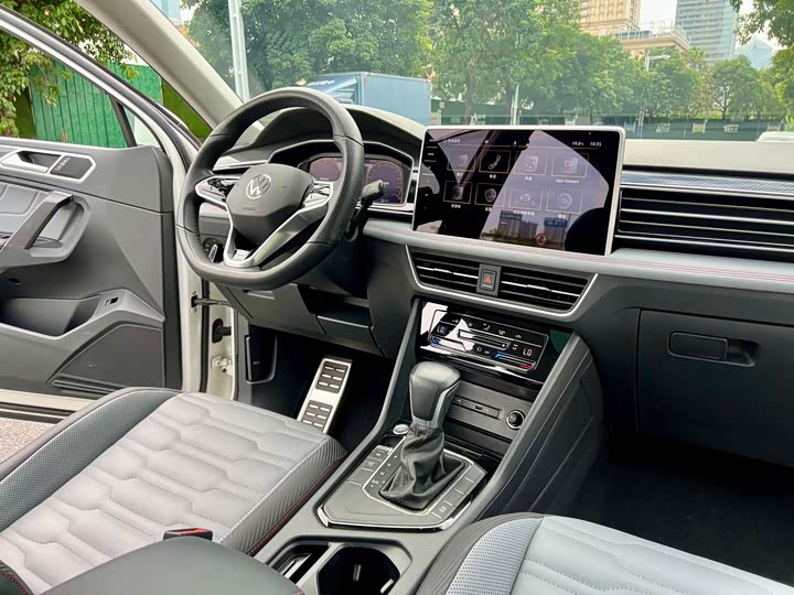 Volkswagen Tiguan X 2022 2022款 330TSI 两驱越享版