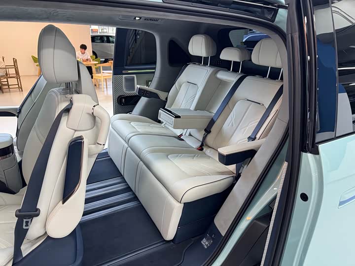 Zeekr Mix 2025 2025款 智驾版