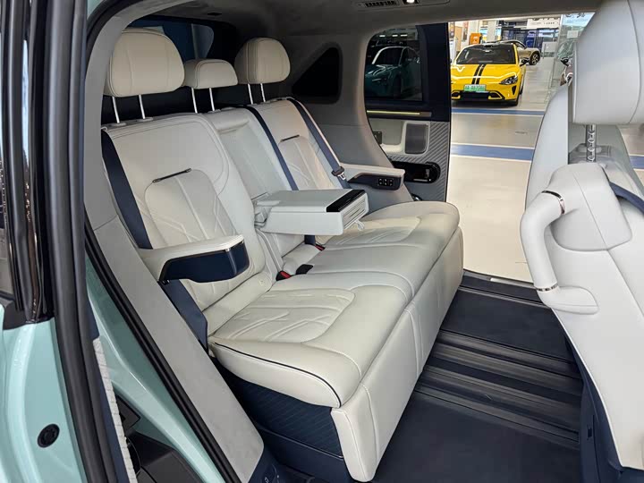 Zeekr Mix 2025 2025款 智驾版