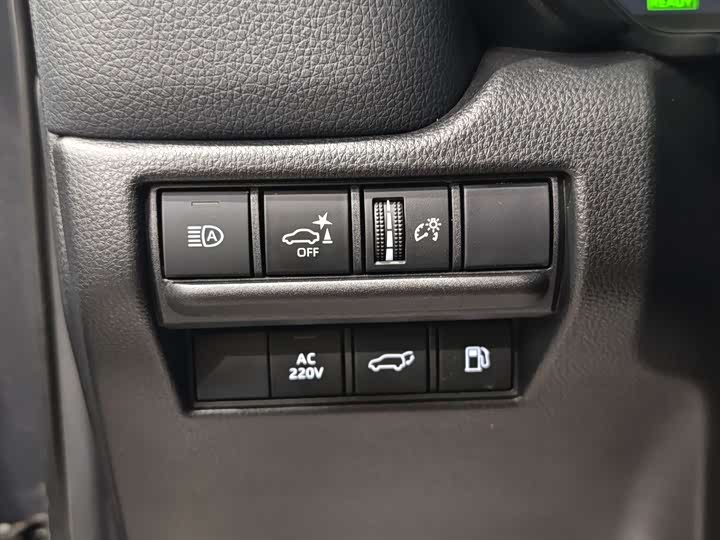 Toyota Prado 2024 2024款 2.4T 悍野WX版 6座