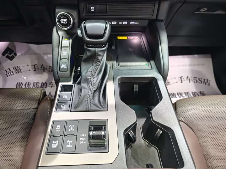 Toyota Prado 2024 2024款 2.4T 悍野WX版 6座