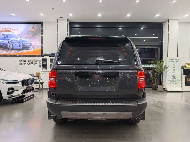 Toyota Prado 2024 2024款 2.4T 悍野WX版 6座