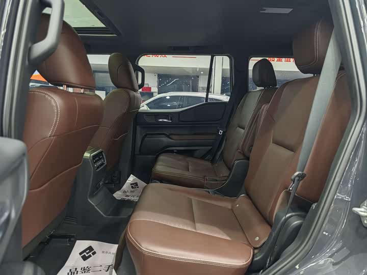 Toyota Prado 2024 2024款 2.4T 悍野WX版 6座