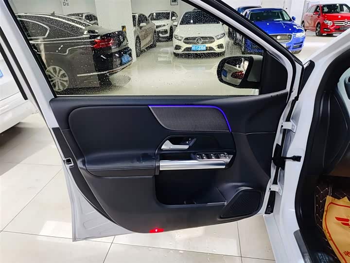 Mercedes-Benz B-Class 2021 2021款 B 200 动感型