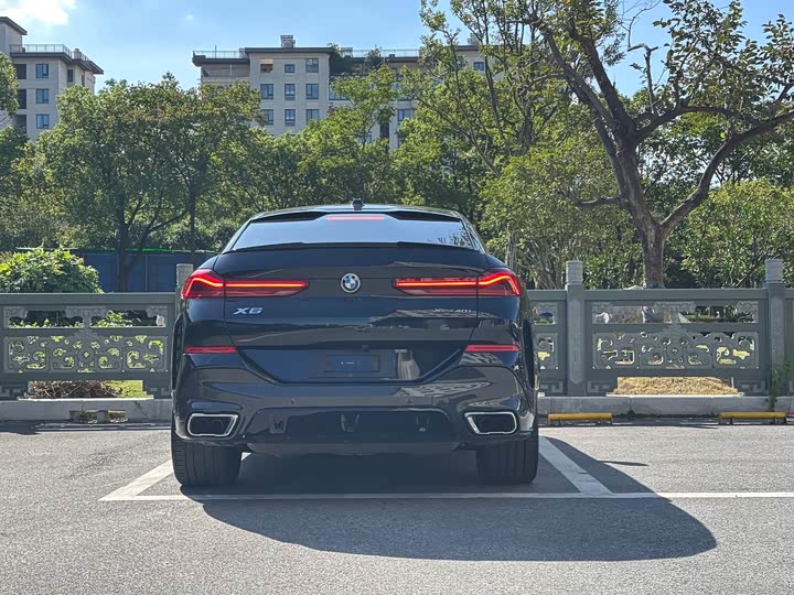 BMW X6 2023 2023款 xDrive40i 尊享型 M运动套装