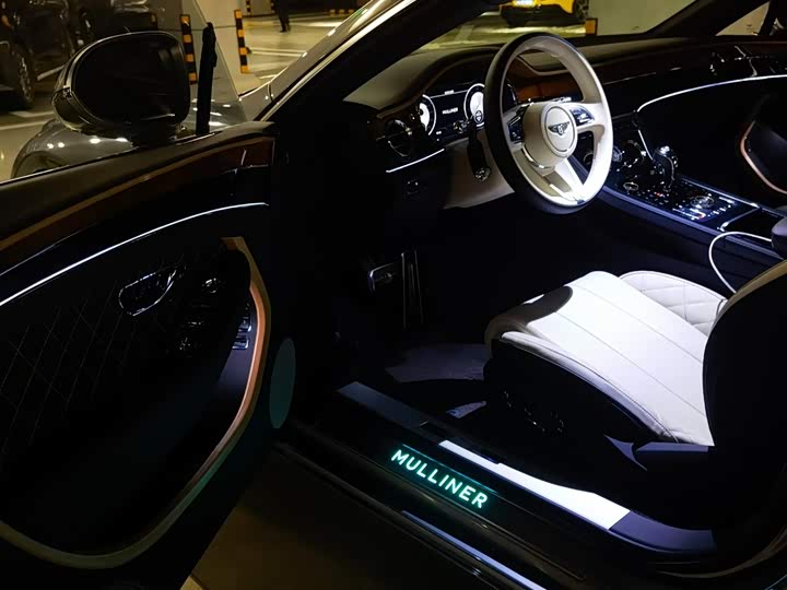 Bentley Continental GT 2022 2022款 4.0T GT V8 Mulliner
