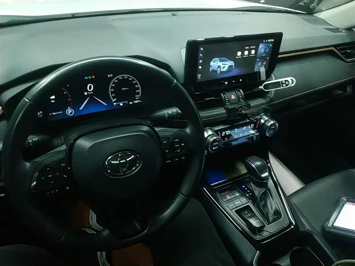 Toyota Wildlander 2024 2024款 2.0L CVT两驱豪华PLUS版