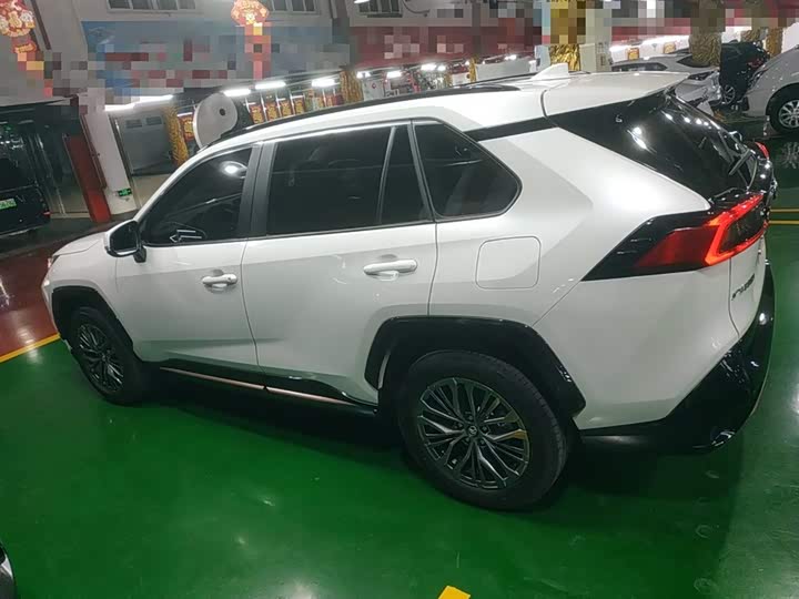 Toyota Wildlander 2024 2024款 2.0L CVT两驱豪华PLUS版