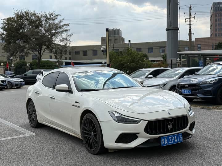 Maserati Ghibli 2023 2023款 3.0T Modena