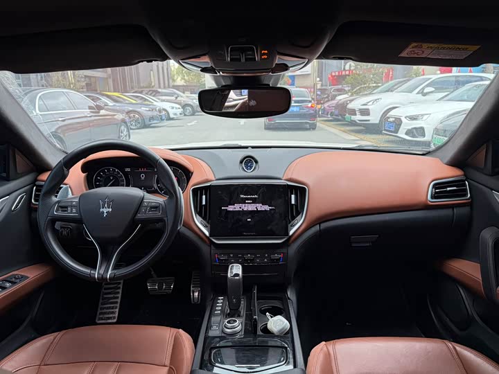 Maserati Ghibli 2023 2023款 3.0T Modena