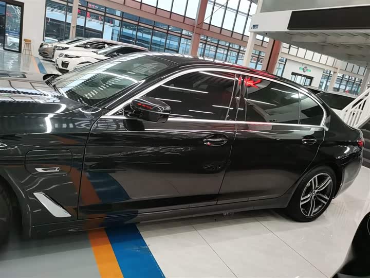 BMW 5 Series Hybrid 2022 2022款 改款 535Le 豪华套装