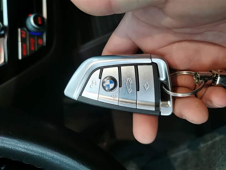 BMW 5 Series Hybrid 2022 2022款 改款 535Le 豪华套装