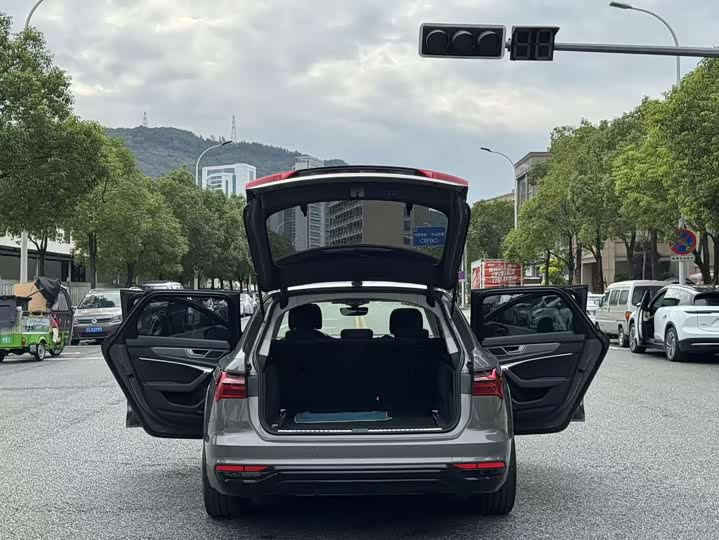 Audi A6 2023 2023款 allroad quattro 55 TFSI 大探险家版