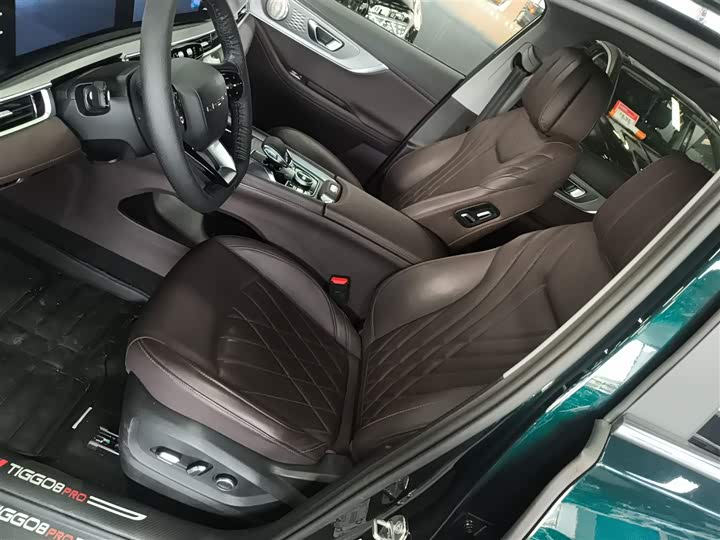 Chery Tiggo 8 Pro 2024 2024款 冠军版 390T 两驱巅峰版 5座