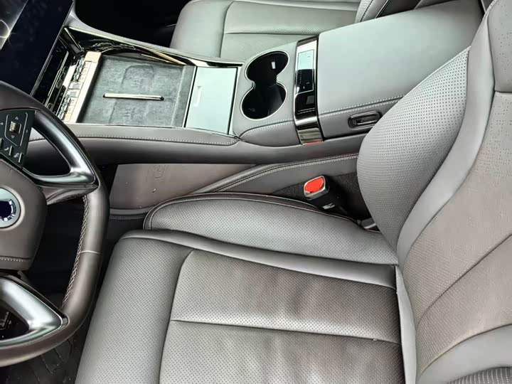 Denza Z9 2024 2024款 1100km 四驱Max版