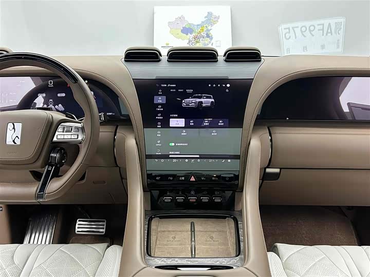 BYD Yangwang U8 2023 2023款 豪华版