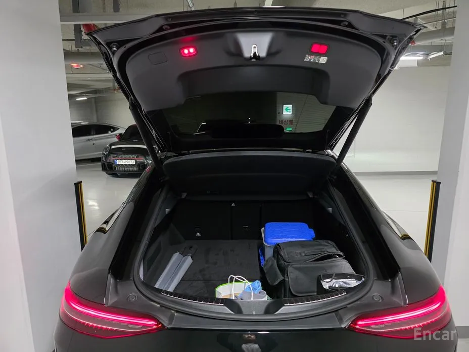 Mercedes-Benz AMG GT 2014 4Door 63 S 4MATIC+