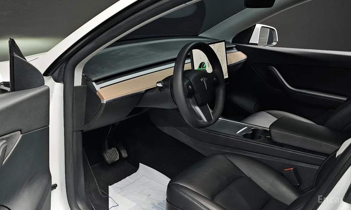 Tesla Model Y 2020 Standard Range