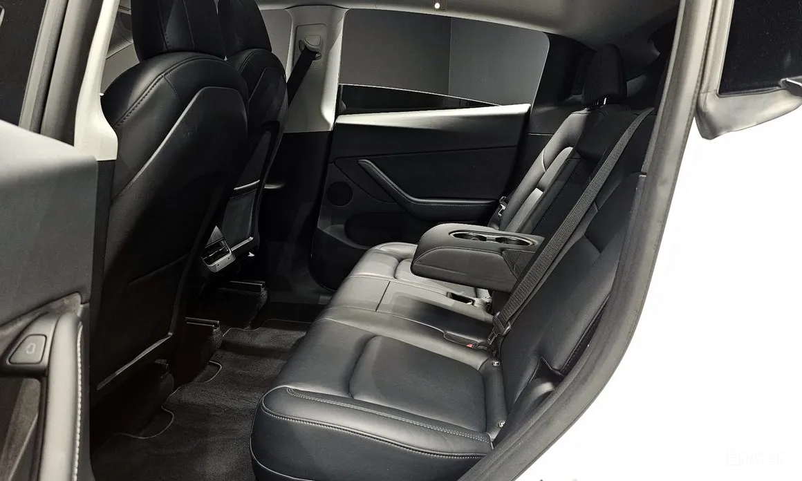 Tesla Model Y 2020 Standard Range