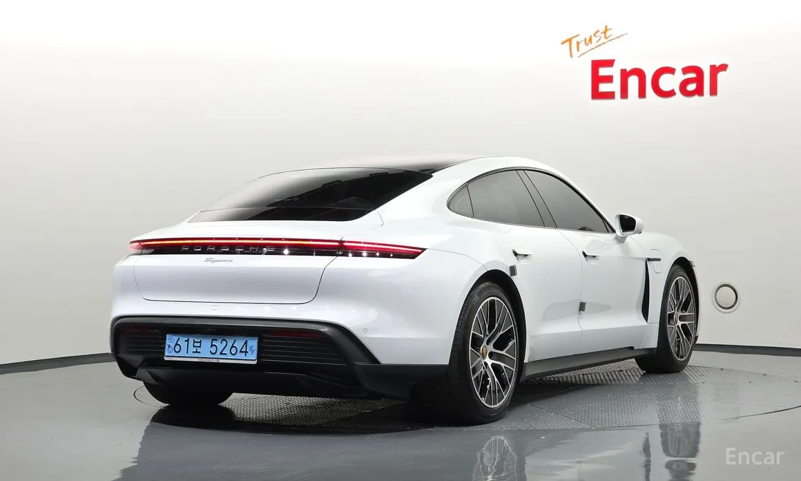 Porsche Taycan 2020 Base