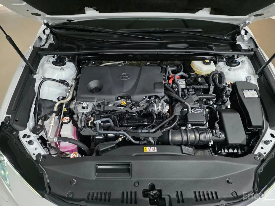 Toyota Camry 2024 2.5 XLE Hybrid