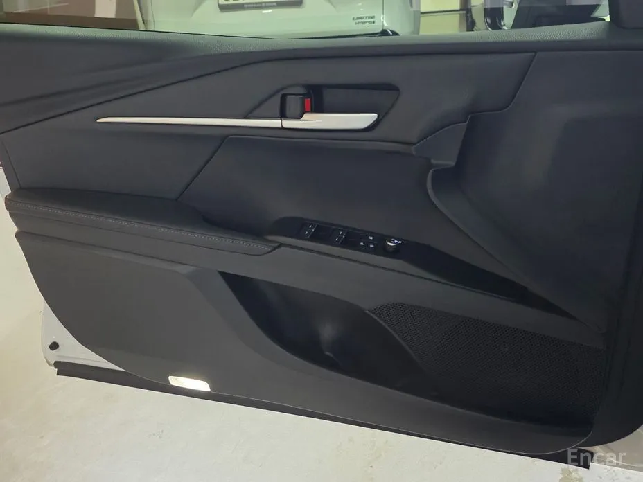 Toyota Camry 2024 2.5 XLE Hybrid