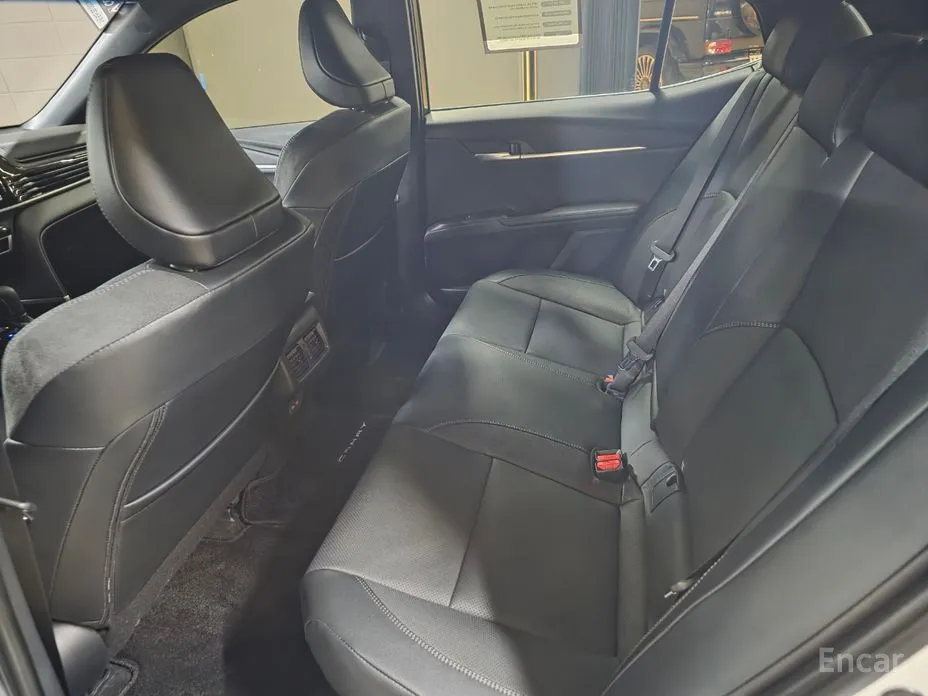 Toyota Camry 2024 2.5 XLE Hybrid