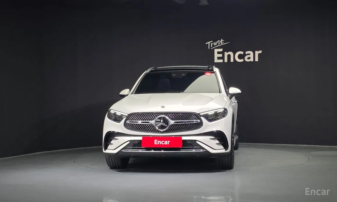 Mercedes-Benz GLC-Class 2023 GLC300 4MATIC AMG Line