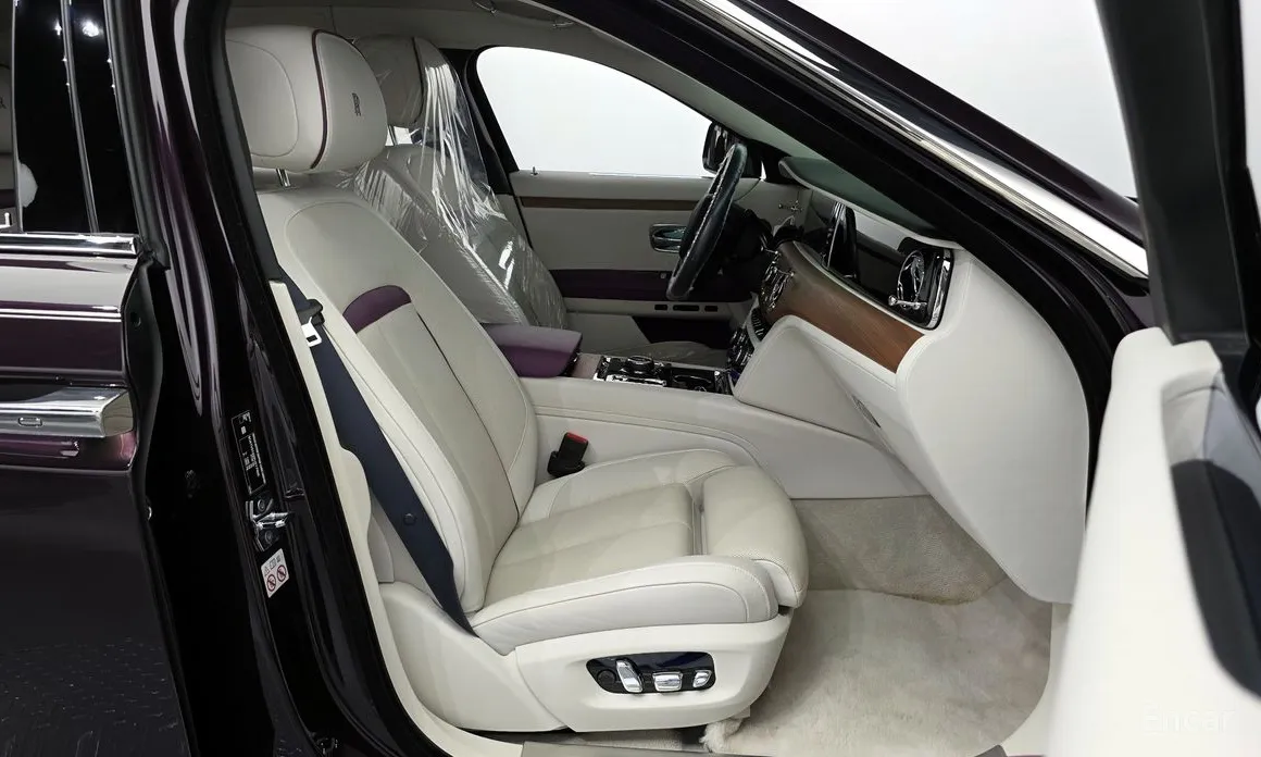 Rolls-Royce Ghost 2020 6.7 V12