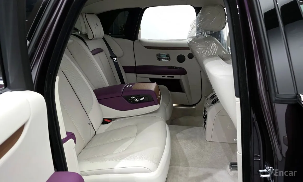 Rolls-Royce Ghost 2020 6.7 V12