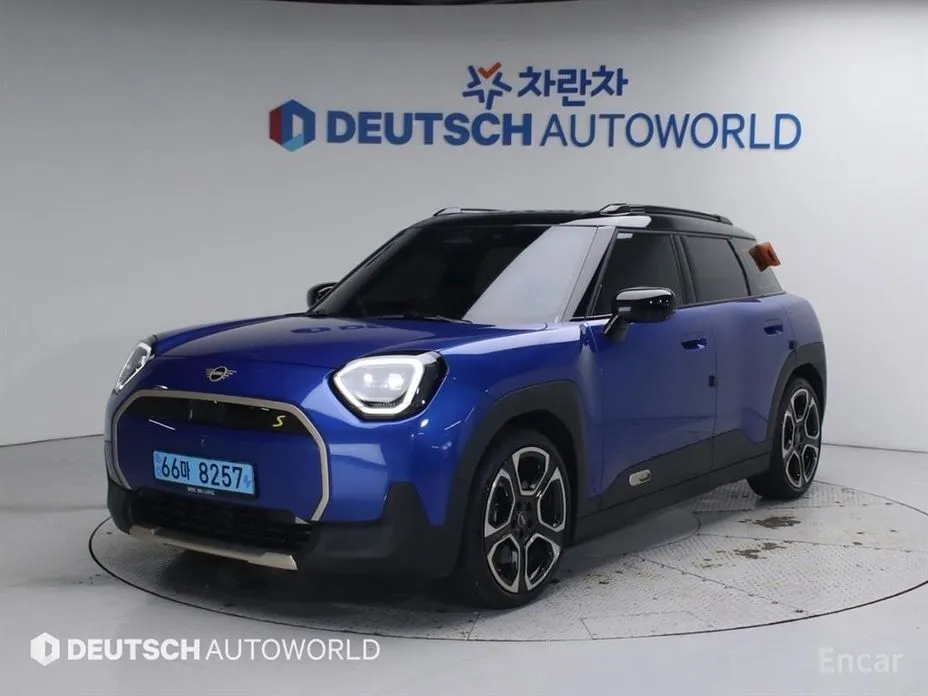 Mini Aceman 2025 SE Favoured