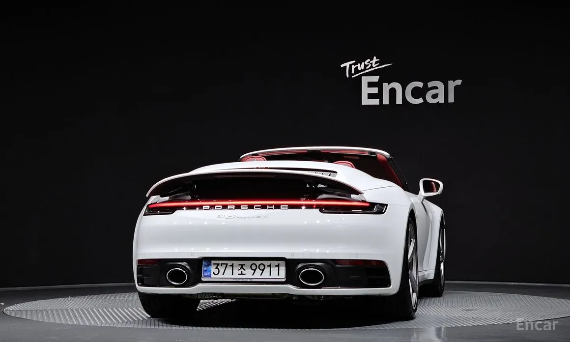 Porsche 911 2019 Carrera 4S Cabriolet