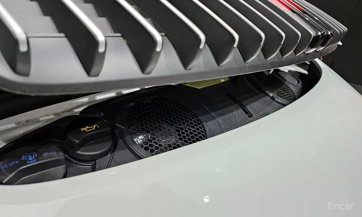 Porsche 911 2019 Carrera 4S Cabriolet