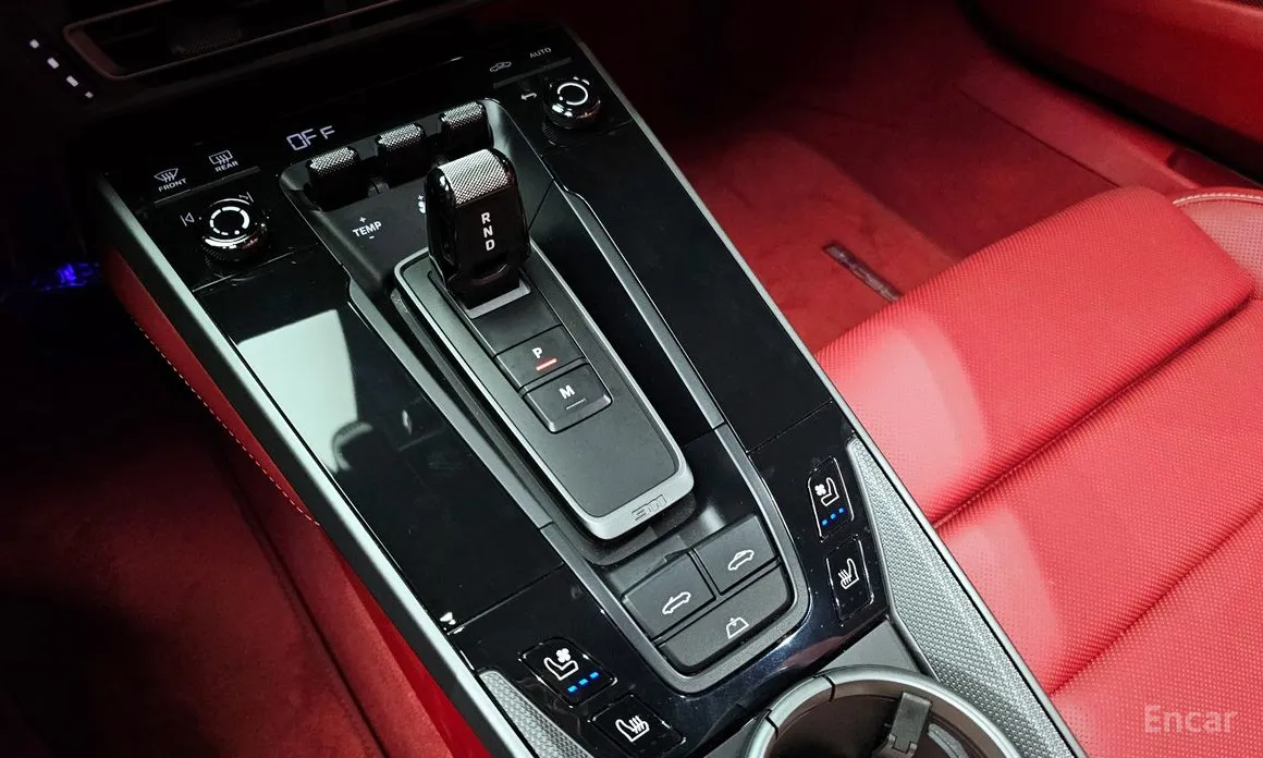 Porsche 911 2019 Carrera 4S Cabriolet