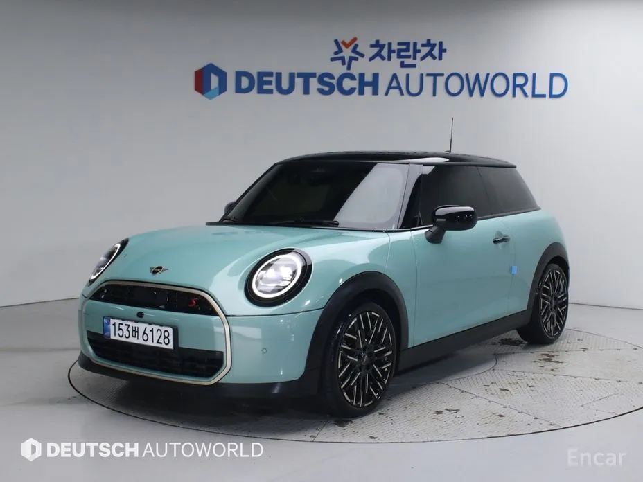 Mini Cooper 2024 Favoured