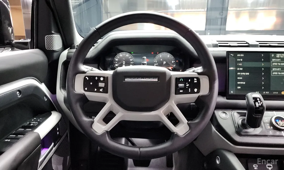 Land Rover Defender 2020 130 D300 X-Dynamic HSE