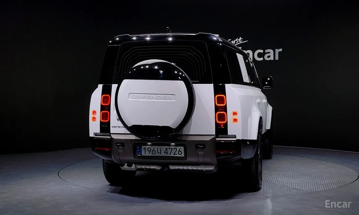 Land Rover Defender 2020 130 D300 X-Dynamic HSE