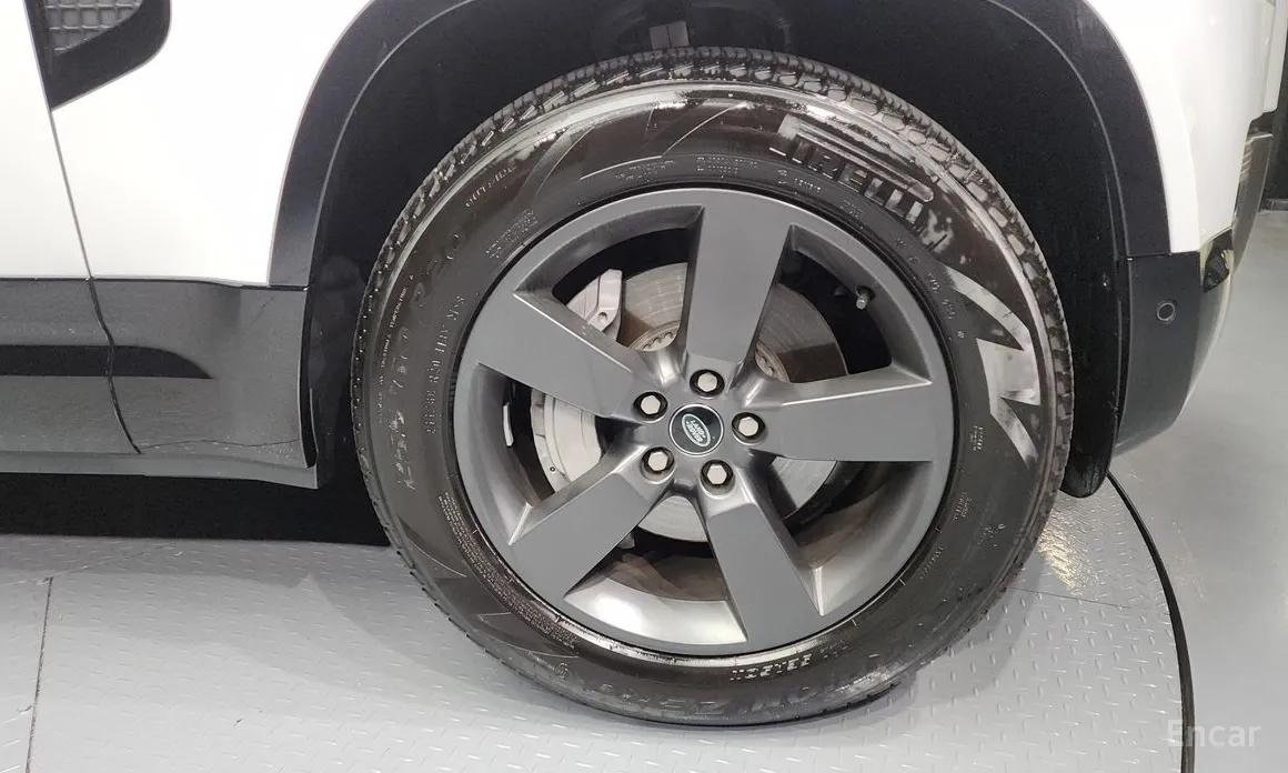 Land Rover Defender 2020 130 D300 X-Dynamic HSE