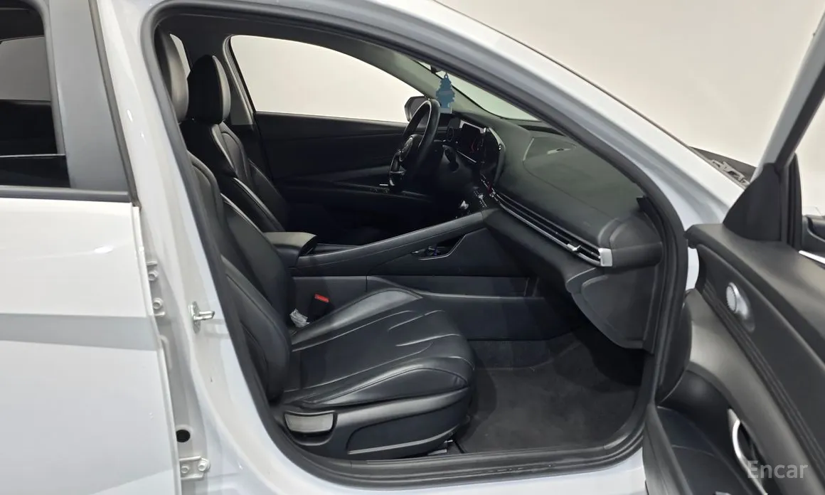 Hyundai Avante 2023 1.6