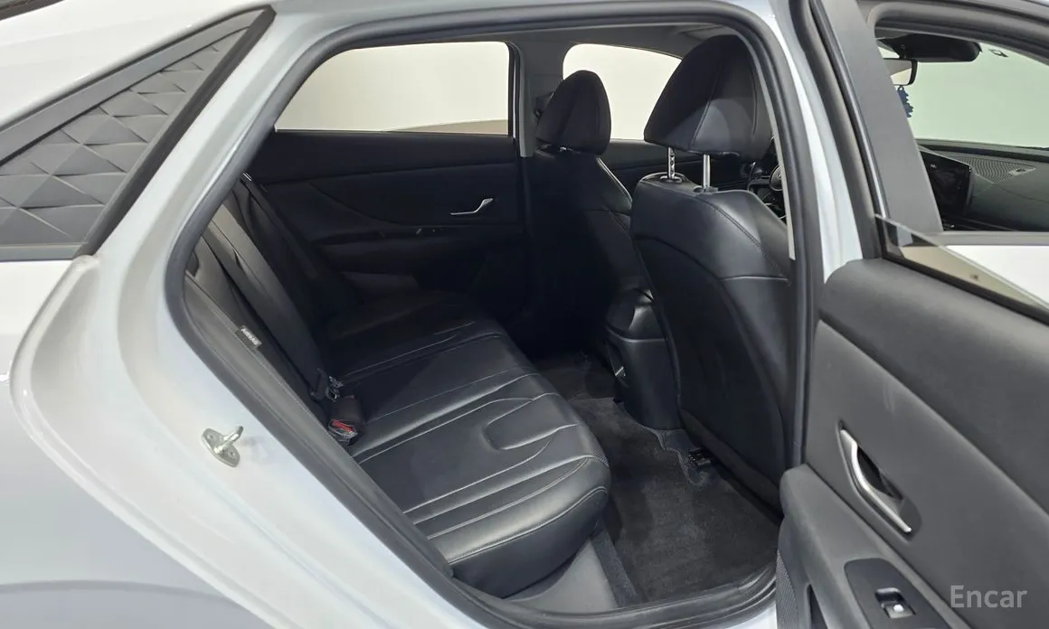 Hyundai Avante 2023 1.6