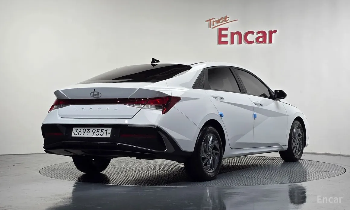 Hyundai Avante 2023 1.6