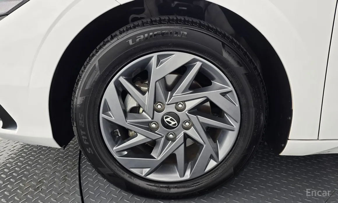 Hyundai Avante 2023 1.6