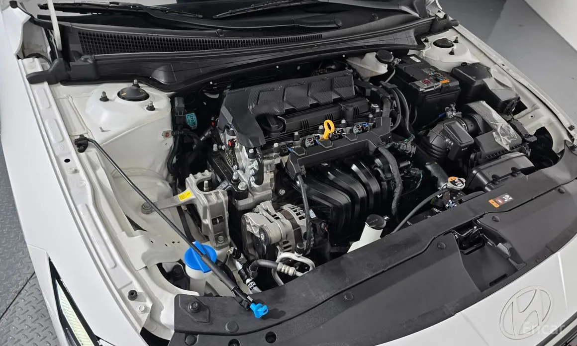 Hyundai Avante 2023 1.6