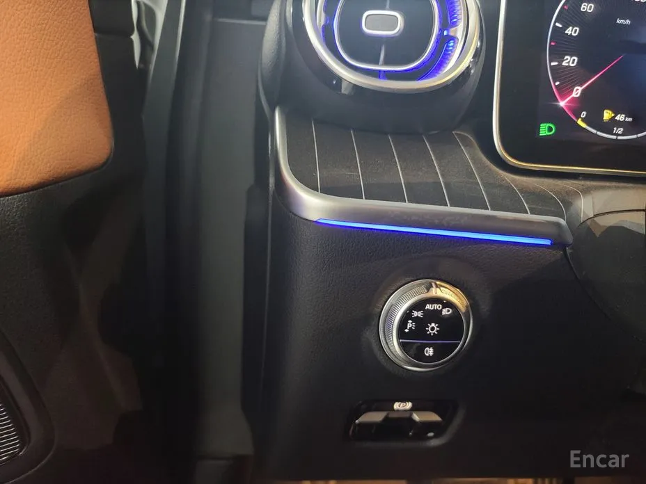 Mercedes-Benz C-Class 2022 C200 4MATIC Avantgarde