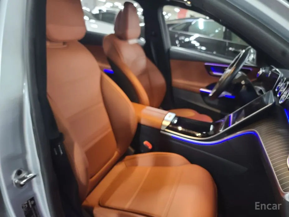 Mercedes-Benz C-Class 2022 C200 4MATIC Avantgarde