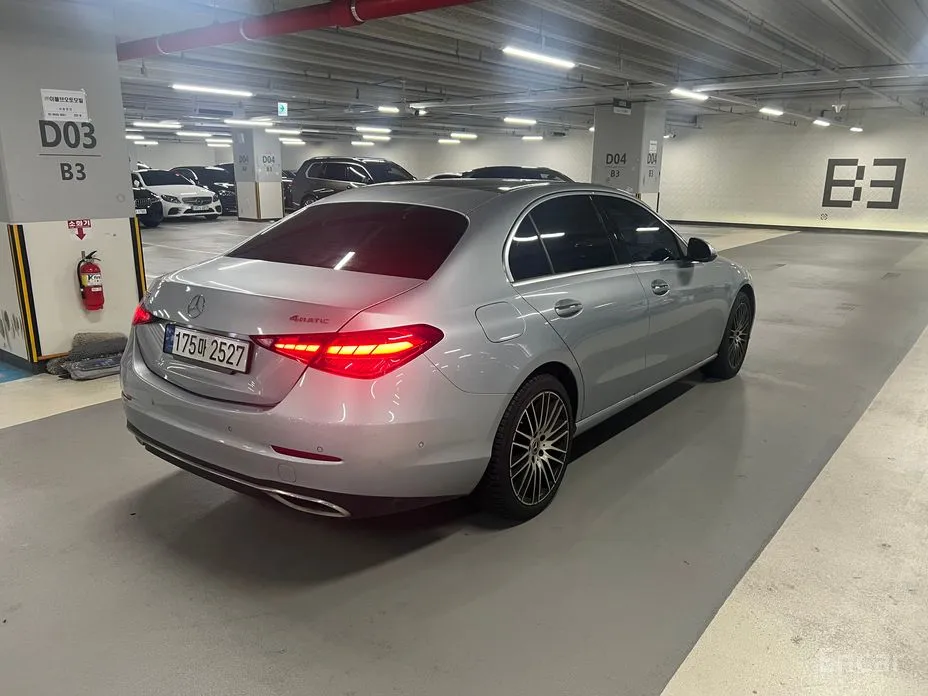 Mercedes-Benz C-Class 2022 C200 4MATIC Avantgarde