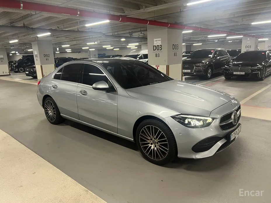 Mercedes-Benz C-Class 2022 C200 4MATIC Avantgarde